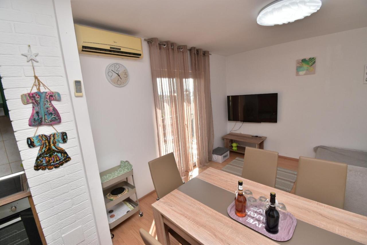 Apartment Helena House Bibinje