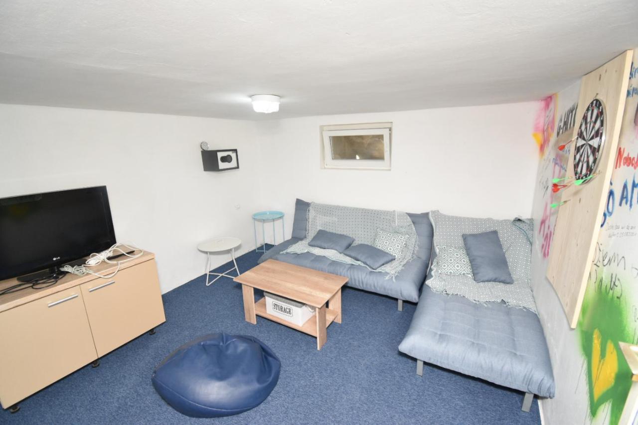 Helena House Apartment *